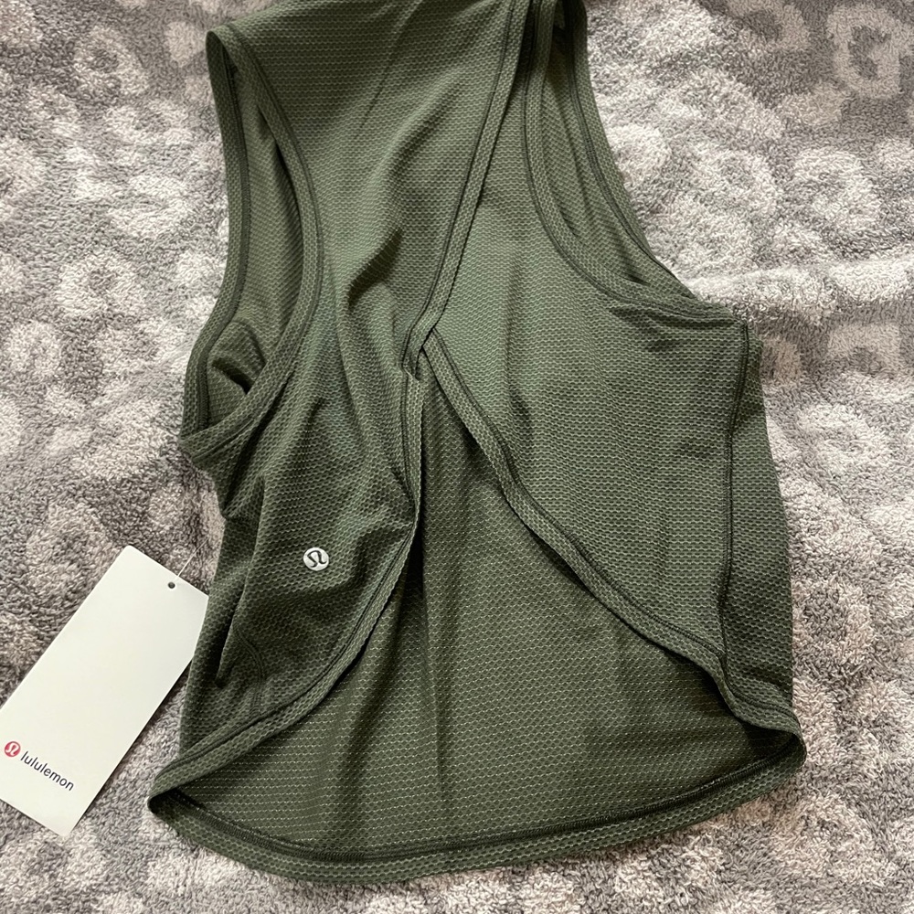 Lululemon fast as light crop muscle tank